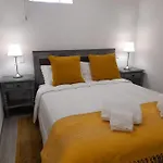 Alojamento de Acomodação e Pequeno-almoço Casa Da Varanda Carreco
